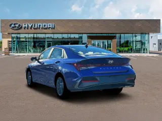 Hyundai ELANTRA 2026 SEL Sport Premium 4dr Sedán