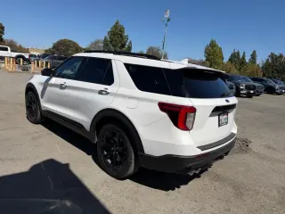 Ford Explorer 2023 AWD ST 4dr SUV