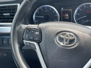 Toyota Highlander 2019 LE 4dr SUV (3.5L V6)