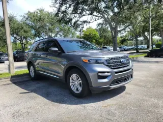 Ford Explorer 2023 XLT 4p SUV