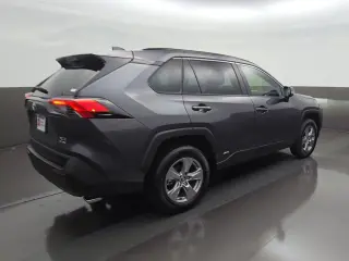 Toyota RAV4 Hybrid 2025 AWD XLE 4dr SUV
