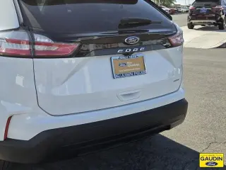 Ford Edge 2023 AWD SE 4dr Crossover