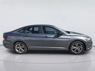 Volkswagen Jetta 2021 S Sedán de 4 puertas, Cambiante mecánico de 6 velocidades
