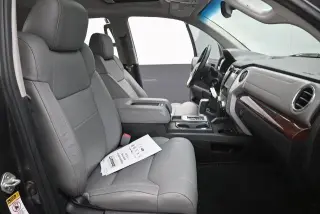 Toyota Tundra 2015 4x2 Limited 4dr CrewMax Cab Pickup SB (5.7L V8)
