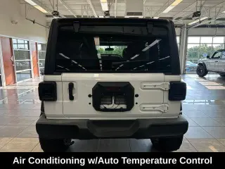 Jeep Wrangler Unlimited 2021 4x4 Sport 4p SUV