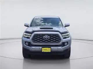 Toyota Tacoma 2023 4x2 TRD Sport 4puertas Doble Cabina 5.0 ft SB