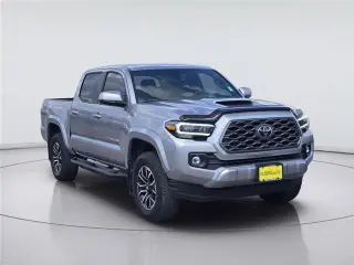 Toyota Tacoma 2023 4x2 TRD Sport 4puertas Doble Cabina 5.0 ft SB