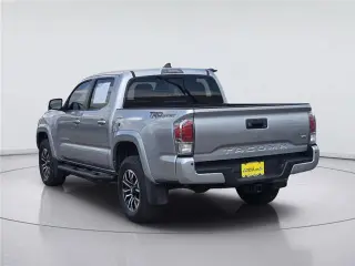 Toyota Tacoma 2023 4x2 TRD Sport 4puertas Doble Cabina 5.0 ft SB