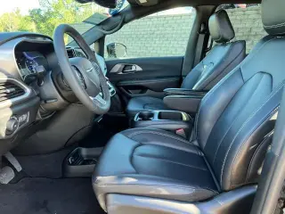 Chrysler Pacifica 2026 Select 4dr Mini-Van