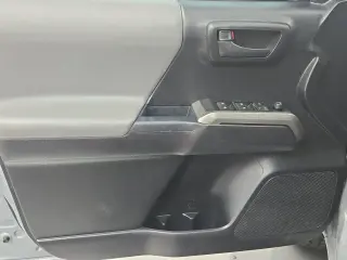 Toyota Tacoma 2021 4x2 TRD Todo Terreno 4p Doble Cab 5.0 ft CB