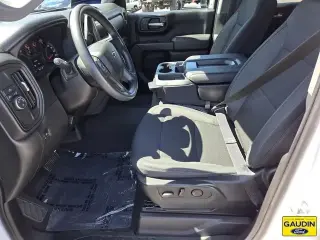 Chevrolet Silverado 1500 2022 4x2 Custom 4p Cabina Crew 5.8 ft. CB