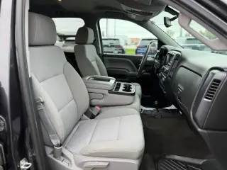 Chevrolet Silverado 1500 2015 4x4 LS 4dr Cab doble 6.5 pies ST