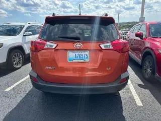 Toyota RAV4 2015 LE 4p SUV