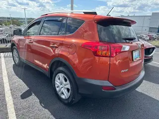 Toyota RAV4 2015 LE 4p SUV
