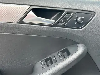 Volkswagen Jetta 2017 1.4T S 4dr Sedan 6A