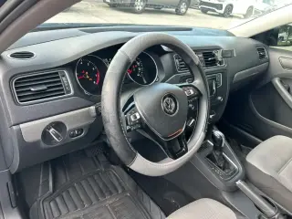 Volkswagen Jetta 2017 1.4T S 4dr Sedan 6A