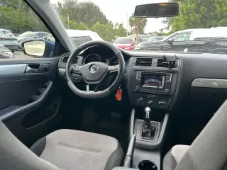 Volkswagen Jetta 2017 1.4T S 4dr Sedan 6A