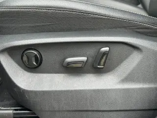 Volkswagen Atlas 2021 AWD SE 4Motion 4p SUV con Tecnología (lanzamiento medio del año)