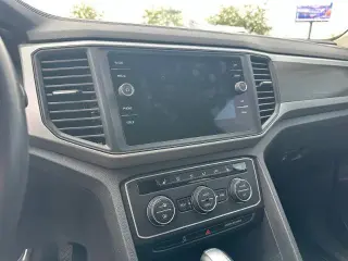 Volkswagen Atlas 2021 AWD SE 4Motion 4p SUV con Tecnología (lanzamiento medio del año)
