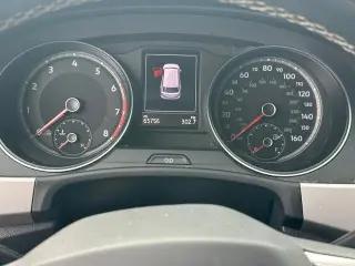 Volkswagen Atlas 2021 AWD SE 4Motion 4p SUV con Tecnología (lanzamiento medio del año)