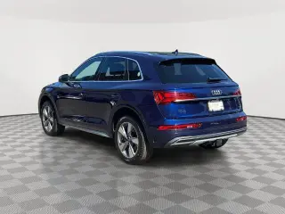 Audi Q5 2023 AWD quattro Premium 40 TFSI 4p SUV