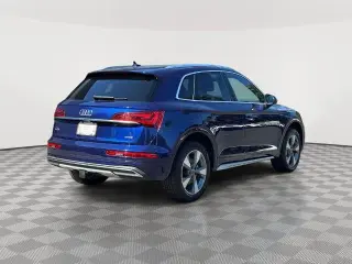 Audi Q5 2023 AWD quattro Premium 40 TFSI 4p SUV