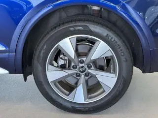 Audi Q5 2023 AWD quattro Premium 40 TFSI 4p SUV