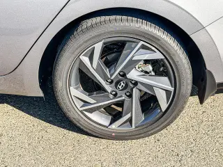 Hyundai ELANTRA 2025 SEL Convenience Sedán de 4 puertas