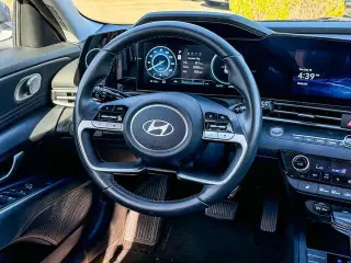 Hyundai ELANTRA 2025 SEL Convenience Sedán de 4 puertas