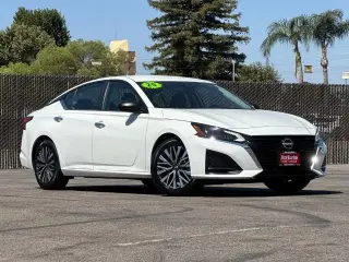 Nissan Altima 2025 2.5 SV 4dr Sedán