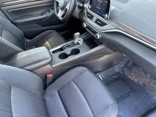 Nissan Altima 2025 2.5 SV 4dr Sedán