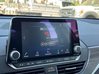 Nissan Altima 2025 2.5 SV 4dr Sedán