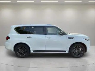 INFINITI QX80 2023 AWD Premium Select SUV de 4 puertas