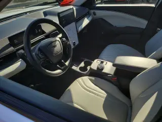 Ford Mustang Mach-E 2023 Premium 4dr SUV