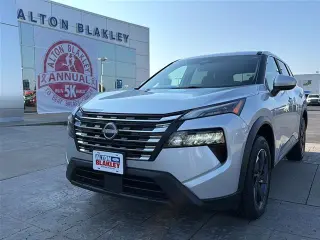 Nissan Rogue 2024 Tracción a las cuatro ruedas SV 4 puertas Crossover
