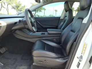 Tesla Model Y 2022 AWD Long Range 4p Crossover
