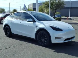 Tesla Model Y 2022 AWD Long Range 4p Crossover