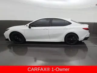 Toyota Camry 2025 SE 4dr Sedán
