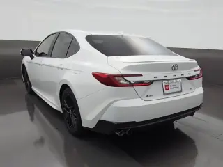 Toyota Camry 2025 SE 4dr Sedán