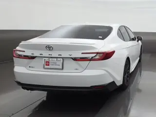Toyota Camry 2025 SE 4dr Sedán