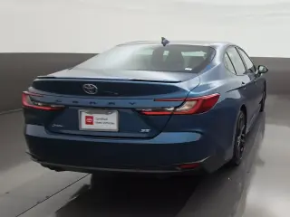 Toyota Camry 2025 SE 4dr Sedan