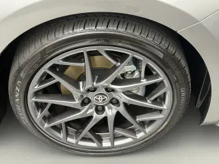 Toyota Camry 2025 SE 4dr Sedán