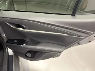 Toyota Camry 2025 SE 4dr Sedán