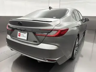 Toyota Camry 2025 SE 4dr Sedán