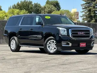 GMC Yukon XL 2018 4x2 SLT SUV 4 puertas