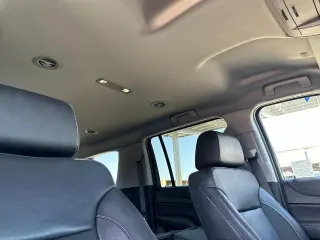 GMC Yukon XL 2018 4x2 SLT SUV 4 puertas