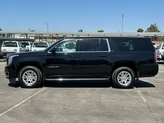 GMC Yukon XL 2018 4x2 SLT SUV 4 puertas