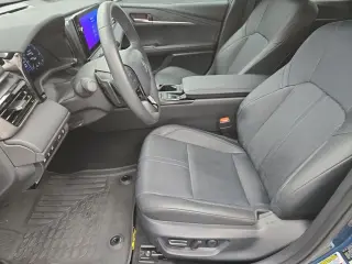 Toyota Camry 2025 SE 4dr Sedan
