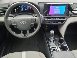 Toyota Camry 2025 SE 4dr Sedan