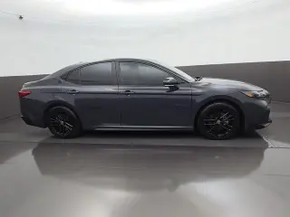 Toyota Camry 2025 SE 4dr Sedan